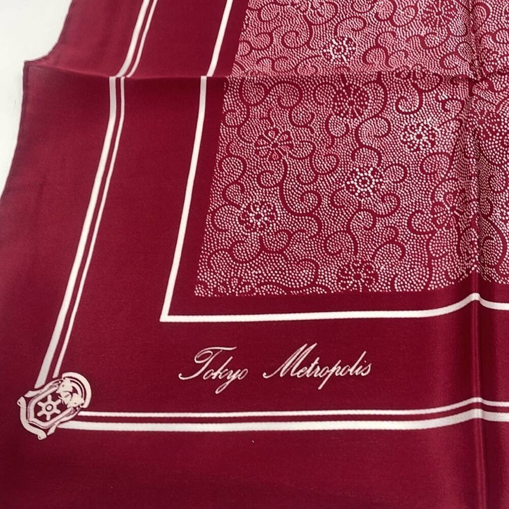 Vintage  Tokyo Metropolis Japanese 100% silk handkerchief - Picture 2 of 6